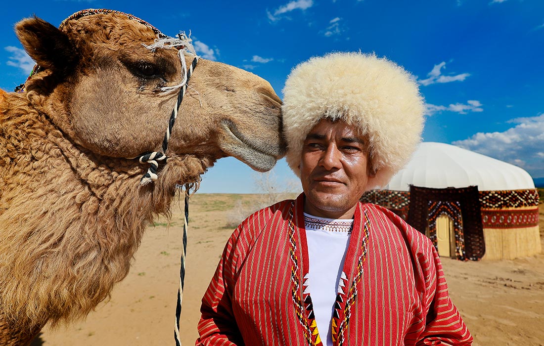 Празднование Навруза - Нового года по астрономическому солнечному календарю у иранских и тюркских народов - в Туркменистане