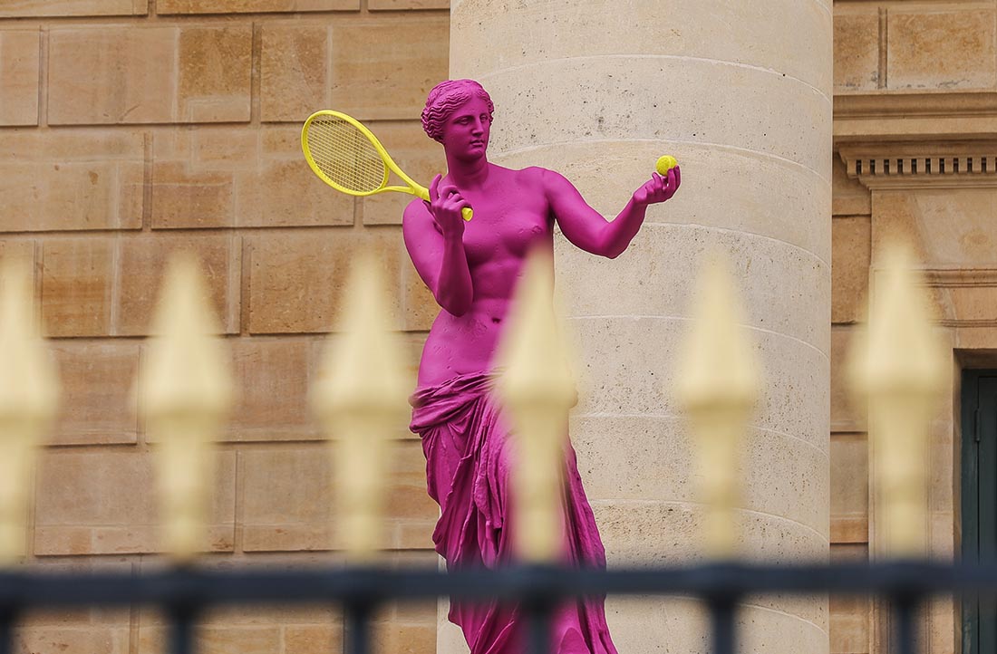 В Париже открылась инсталляция, прославляющая Олимпийский дух