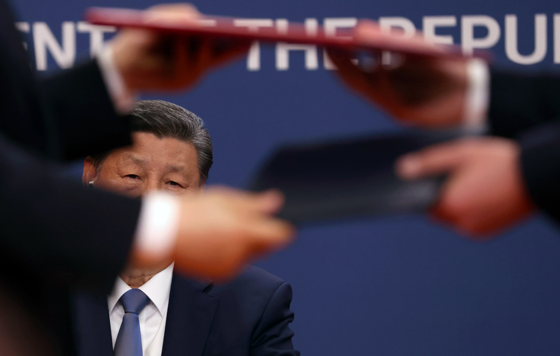 Председатель КНР Си Цзиньпин прибыл в Сербию с двухдневным визитом