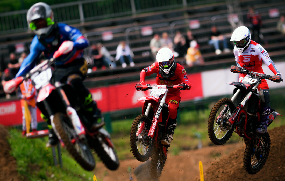 Мотофестиваль "Суперкросс" на Стадионе технических видов спорта в Москве