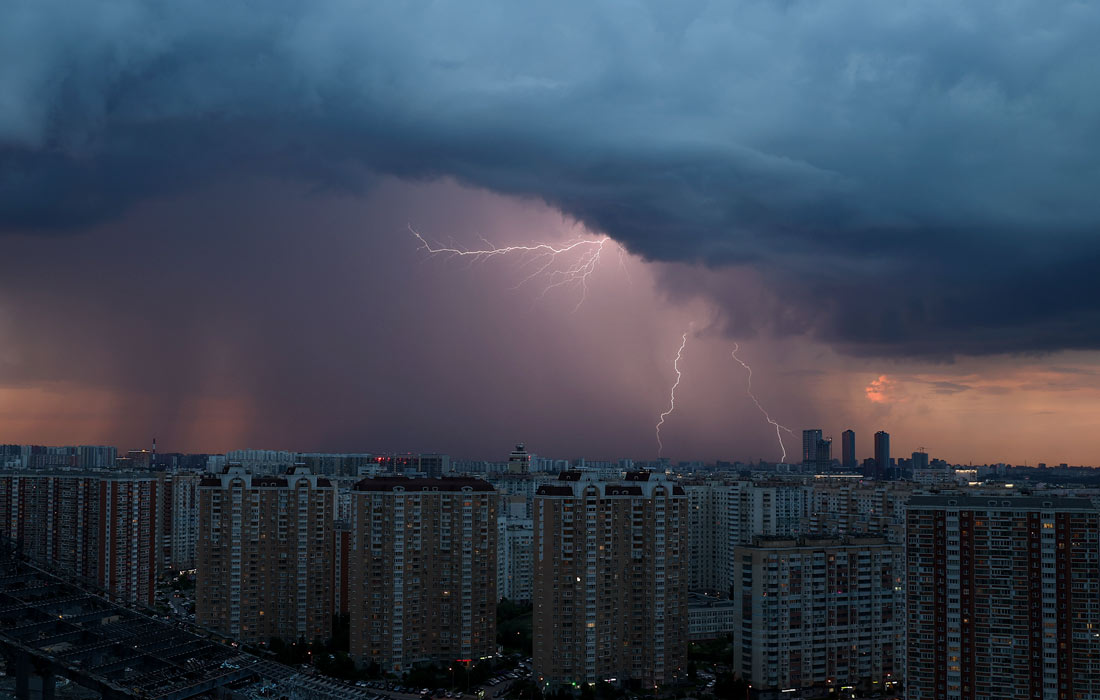 Гроза в Москве