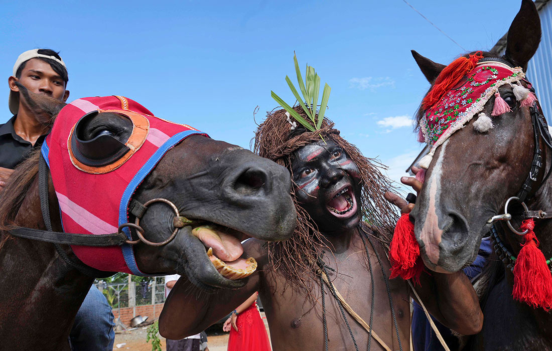 Ритуал призывания дождя и удачи He Neak Ta в Камбодже