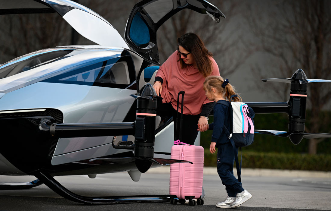 Прототип летающего электромобиля XPeng X2 на выставке в Мельбурне, Австралия