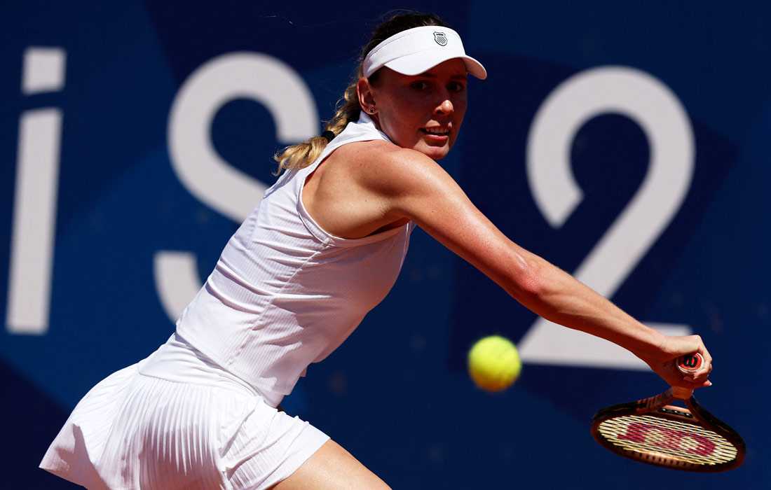 Теннисистка Екатерина Александрова не смогла пробиться во второй круг олимпийского турнира в Париже в одиночном разряде