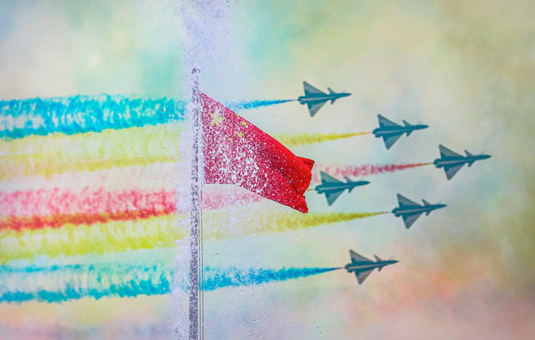 Выступление малозаметных многофункциональных истребителей Чэнду J-20