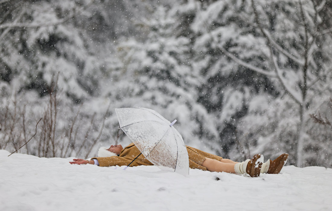 Снегопад в горах Циньлин в китайской провинции Шэньси