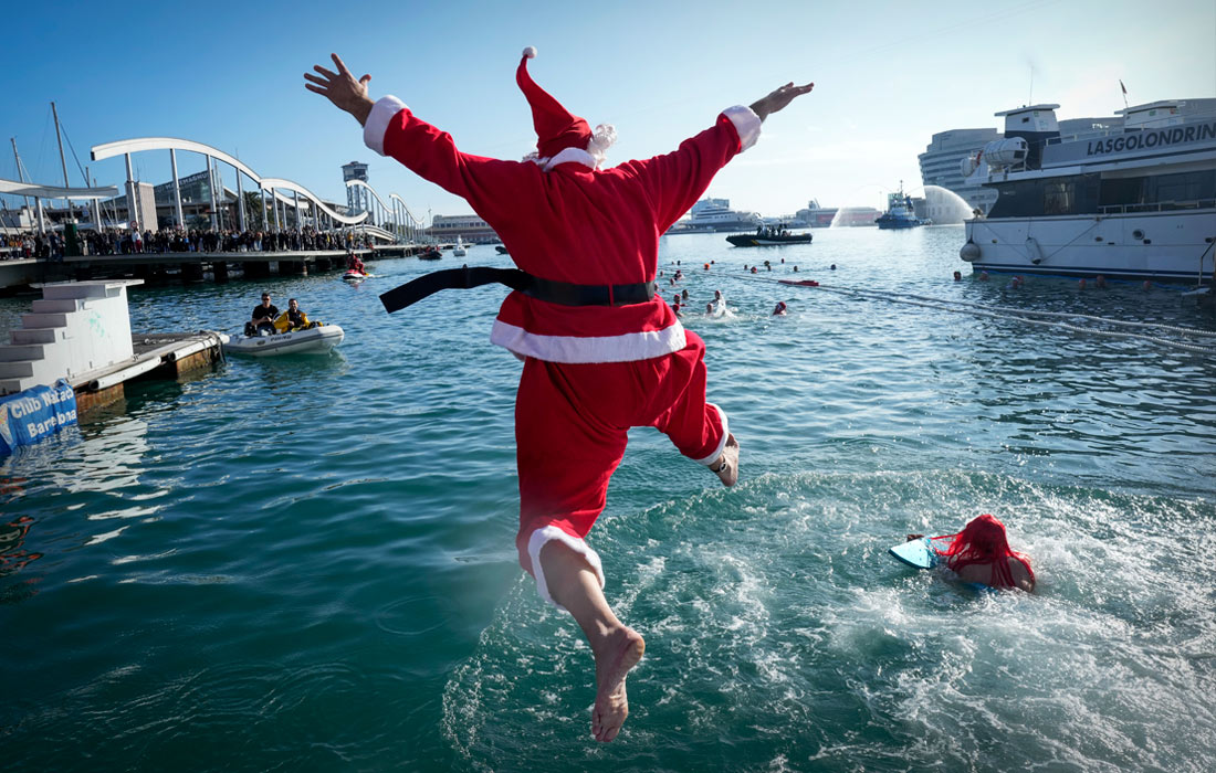 Традиционный заплыв "Кубок Надаля" в порту Барселоны