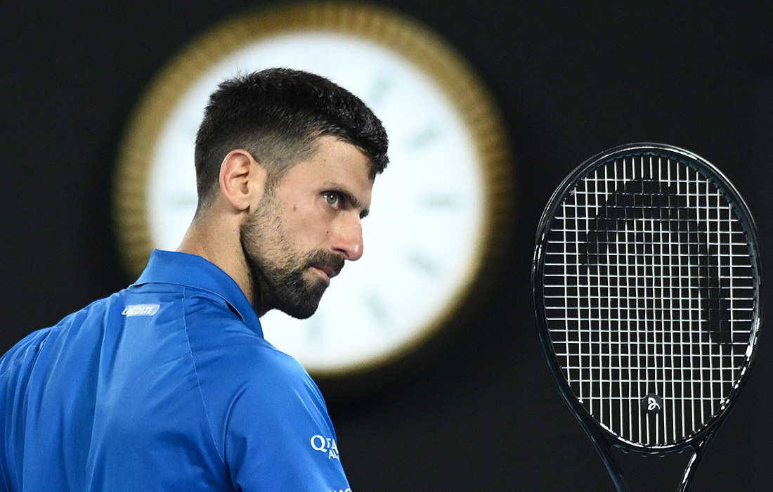 Новак Джокович на теннисном турнире Открытого чемпионата Австралии в Мельбурне