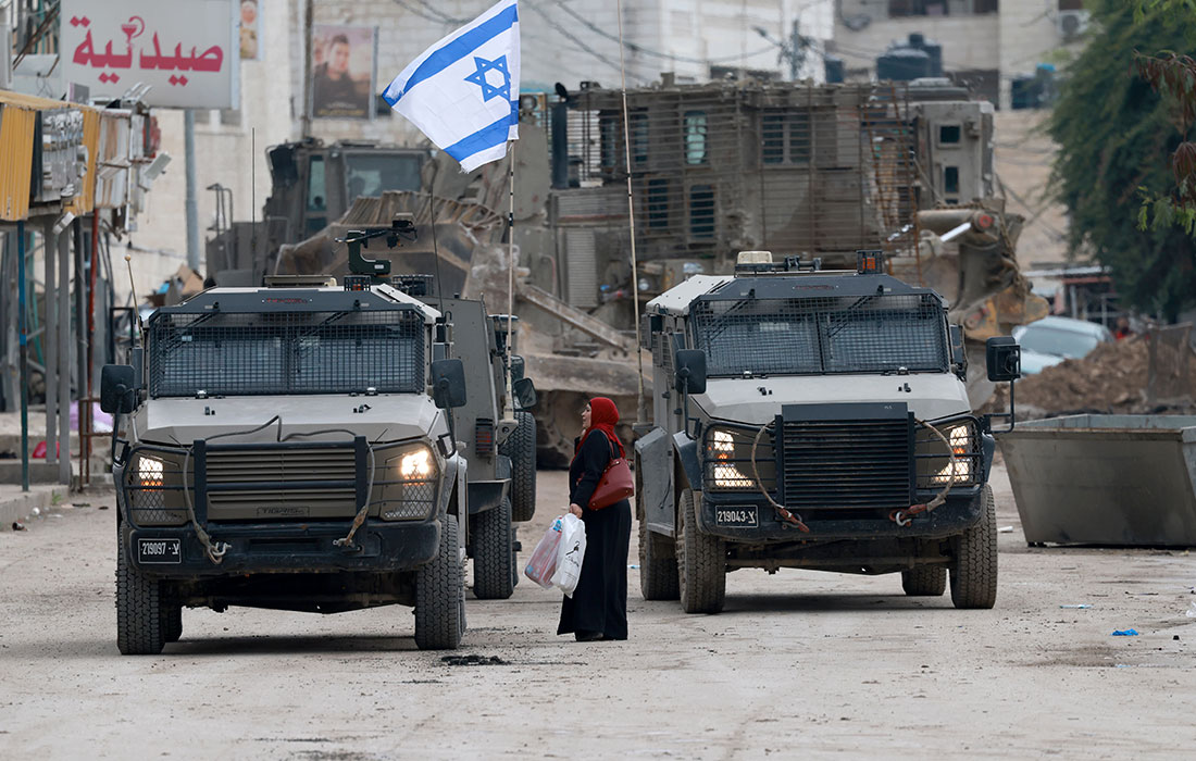 Израильские власти объявили об операции против терроризма в городе Дженин на Западном берегу реки Иордан. Палестинские медики в среду сообщили о 10 погибших.