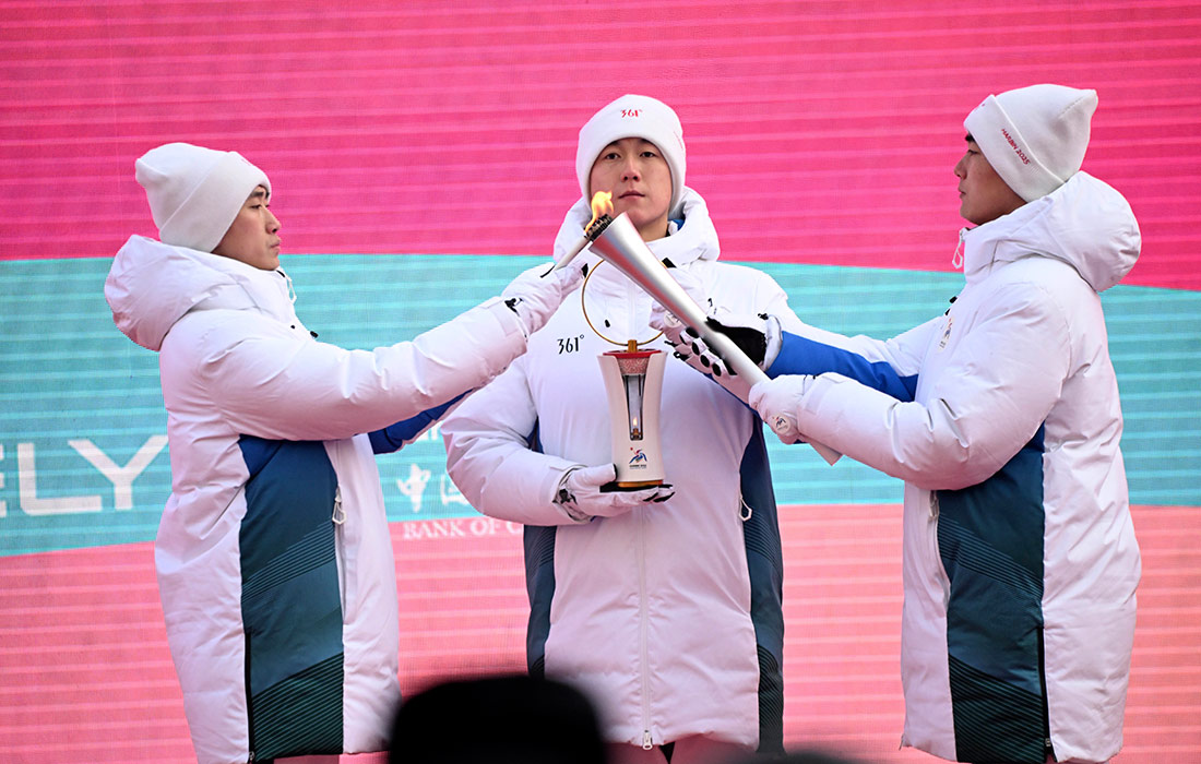 Эстафета огня IX зимних Азиатских игр-2025 в Харбине