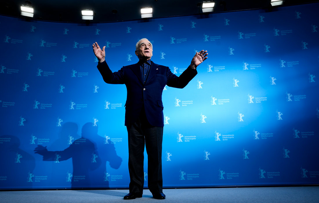 Мартин Скорсезе позирует для прессы