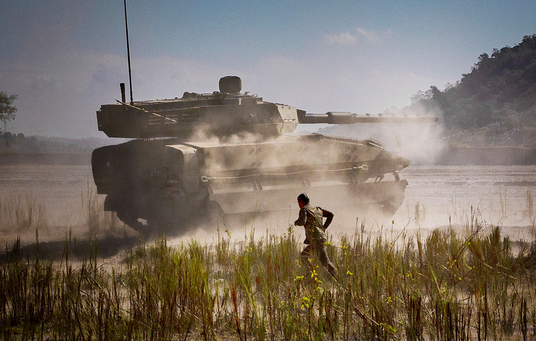 Филиппинская армия проводит учения