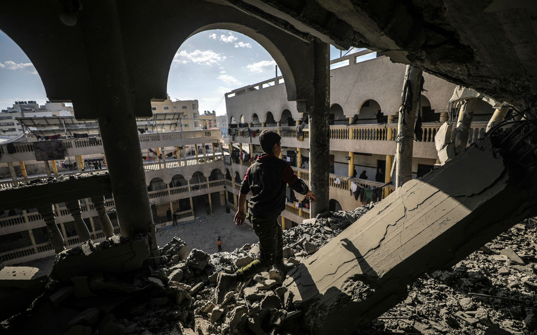 В ночь с понедельника на вторник Армия обороны Израиля возобновила массированные удары по сектору Газа