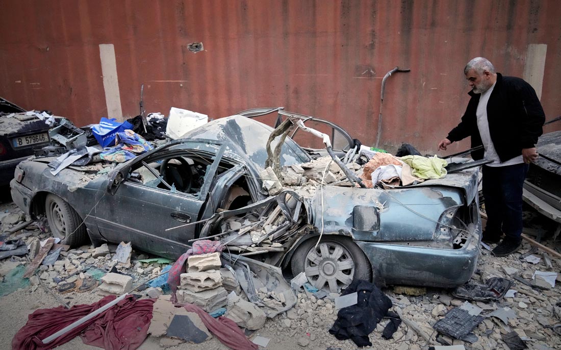 Последствия авиаударов Израиля в районе Дахия к югу от Бейрута