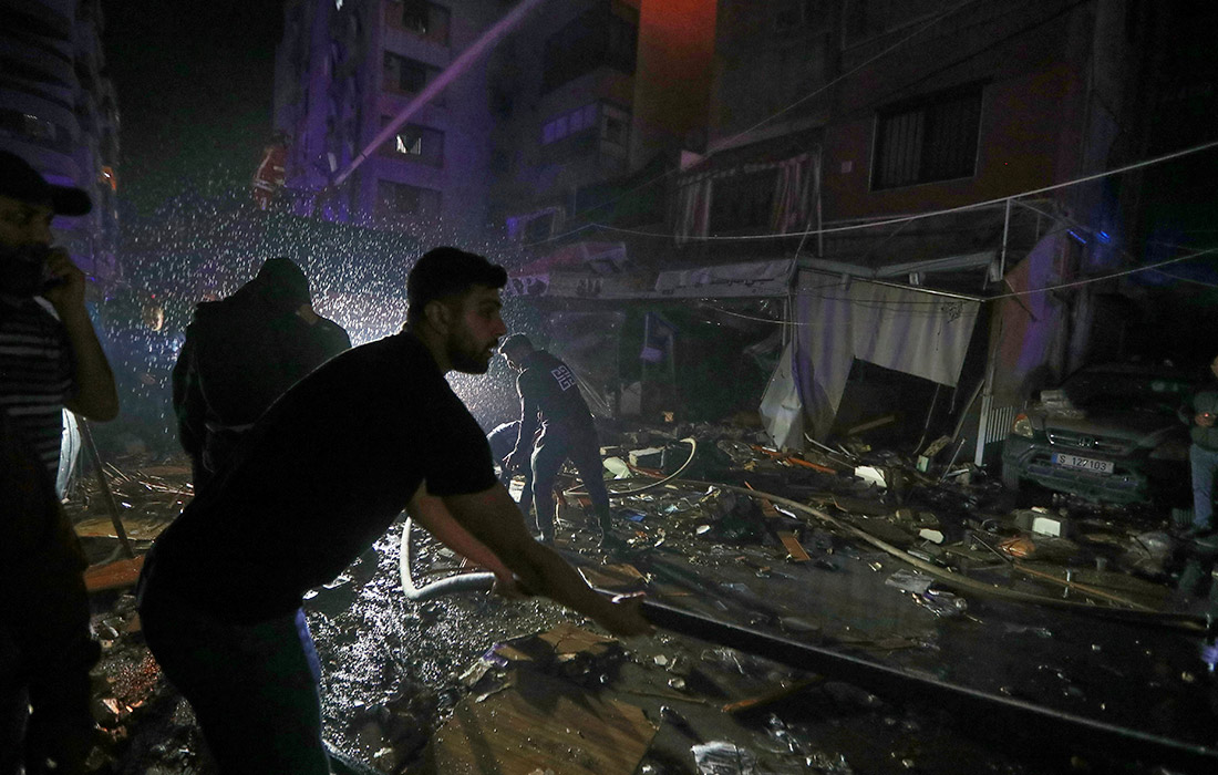 Последствия авиаудара израильских ВВС по ливанскому городу Сайду