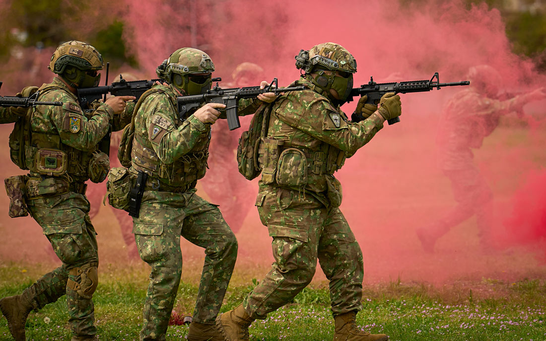Учения по ведению боевых действий в городских условиях в Бухаресте