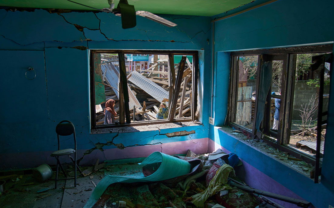 Разрушенный дом одного из подозреваемых в теракте на союзной территории Джамму и Кашмир на севере Индии. Погибли 26 человек.