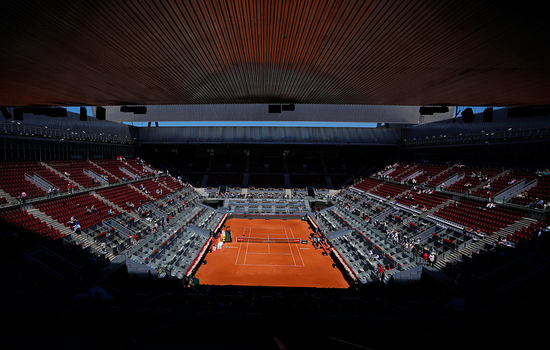 Масштабный сбой в работе электросетей в Испании и Португалии оставил без света миллионы человек. На фото: Корт теннисного турнира Madrid Open.