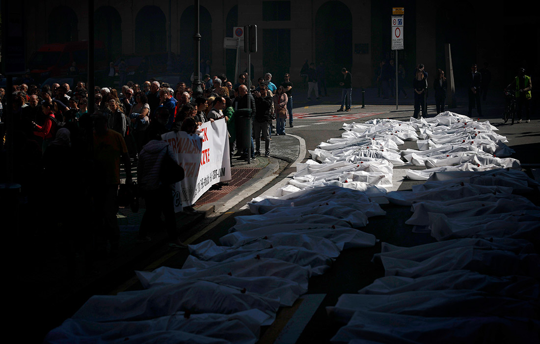 Акция протеста в испанской Памплоне в Международный день памяти погибших и травмированных на рабочем месте