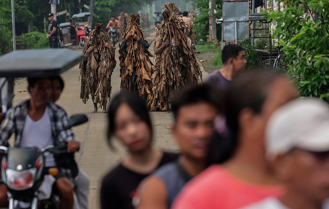 Фестиваль "Таонг Путик" в честь дня Святого Иоанна Крестителя на Филиппинах
