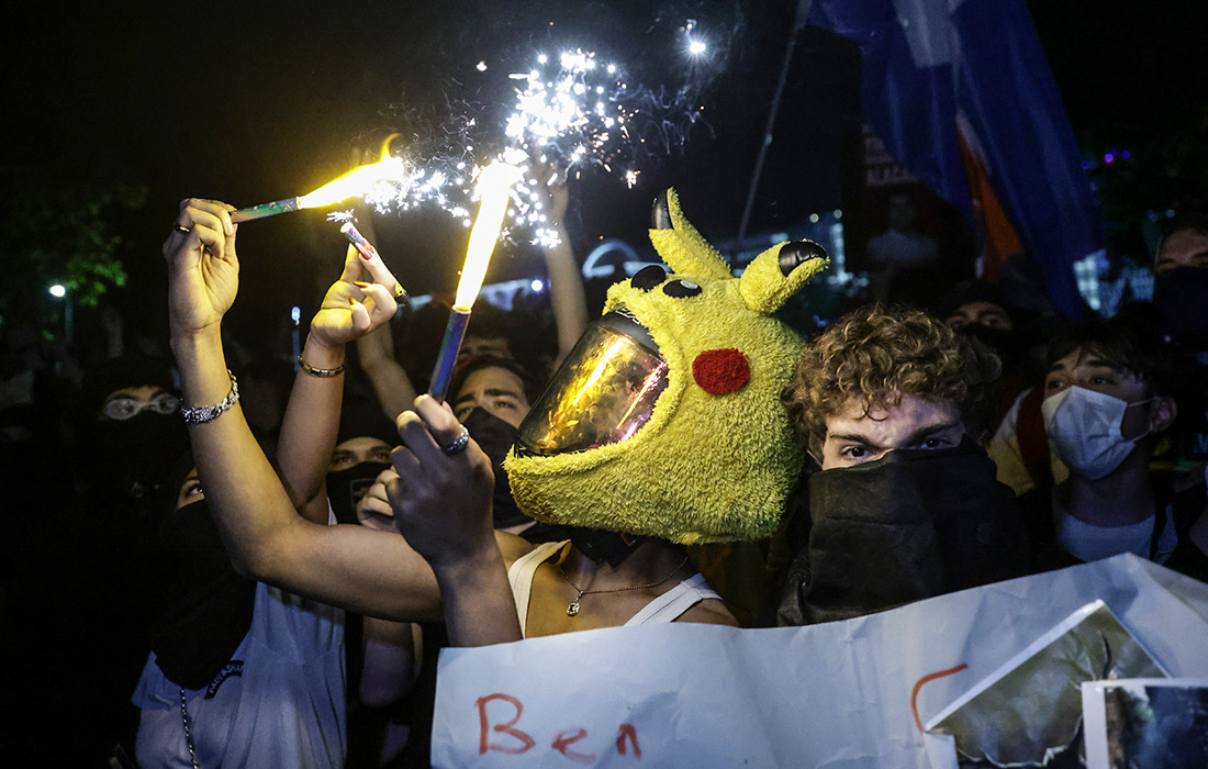 Митинг в связи со 100-дневным нахождением под стражей арестованного мэра Стамбула Экрема Имамоглу