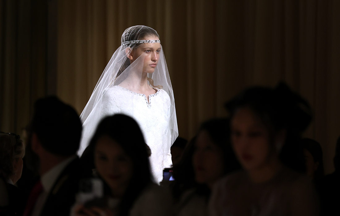 Показ коллекции Chanel сезона осень-зима 2025/2026 на Неделе высокой моды в Париже