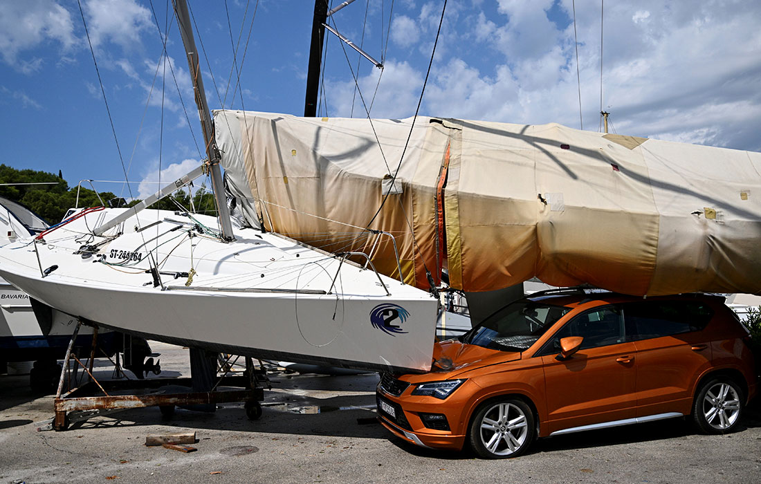 Последствия шторма на Адриатическом побережье Хорватии