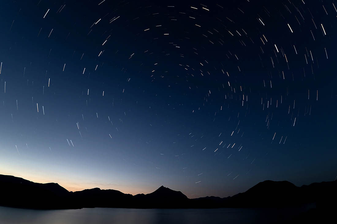 Поток Персеиды в небе над Испанией