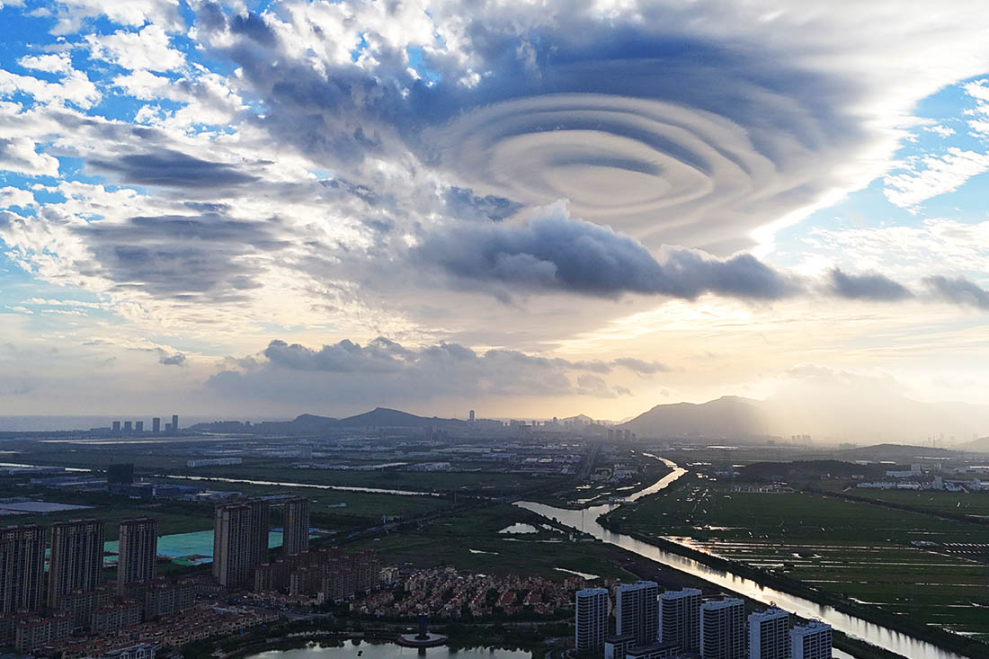 Облачность в Ляньюньгане, Китай