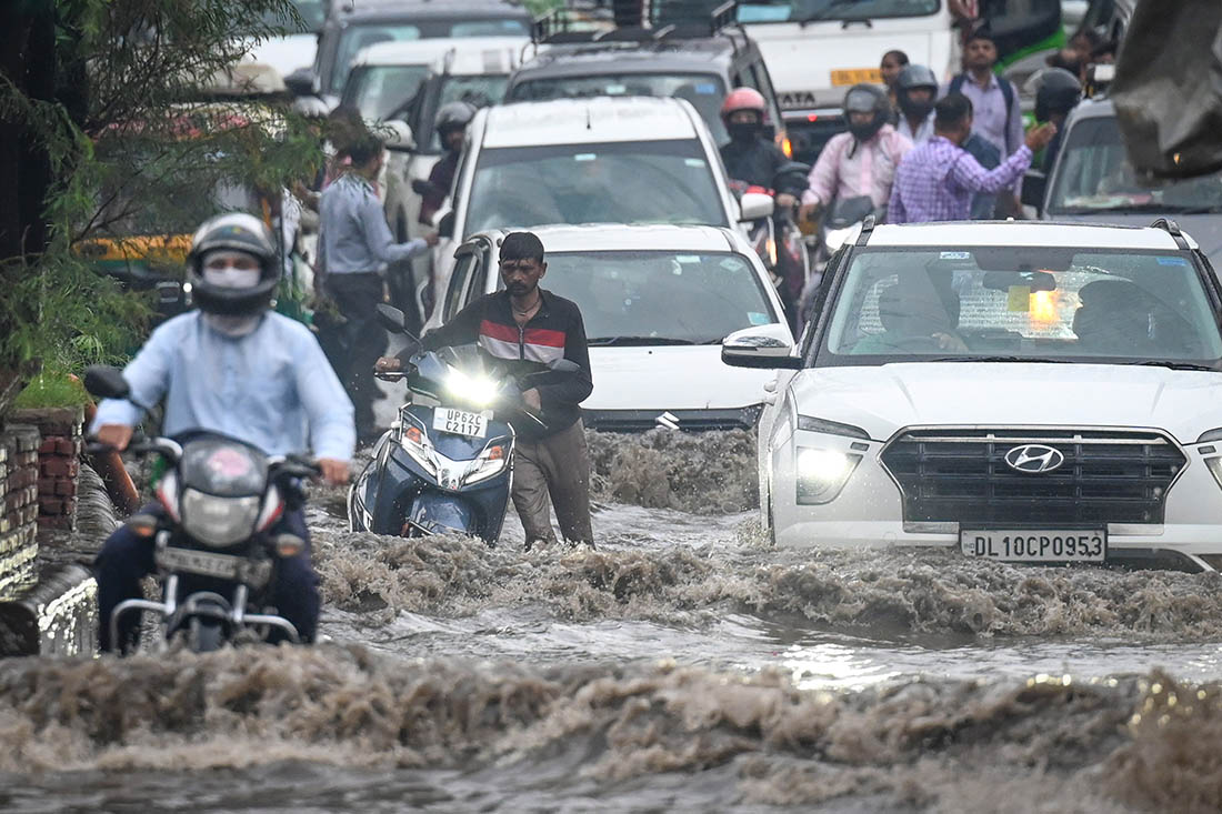 Дожди обрушились на Нью-Дели