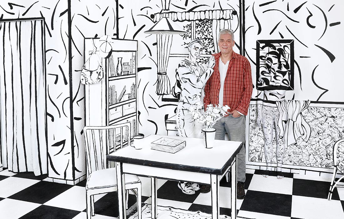 Черно-белый бодиарт в немецком городе Хамельн