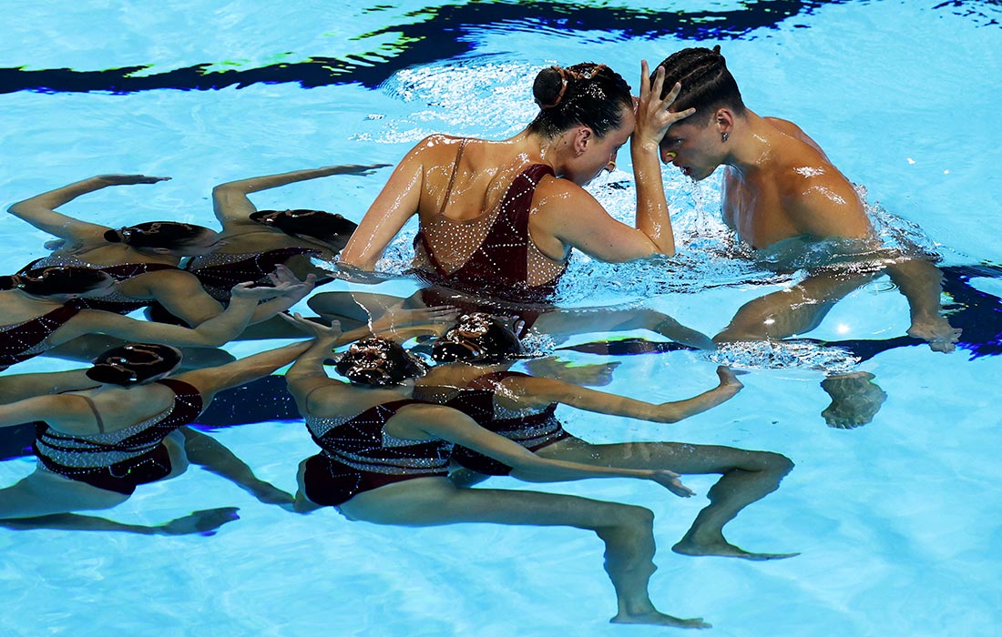 Сборная Испании в финале командных соревнований в произвольной программе