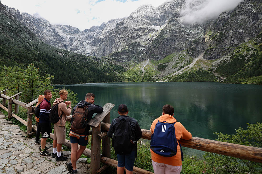 Снег выпал в польских Татрах в районе озера Морске-Око