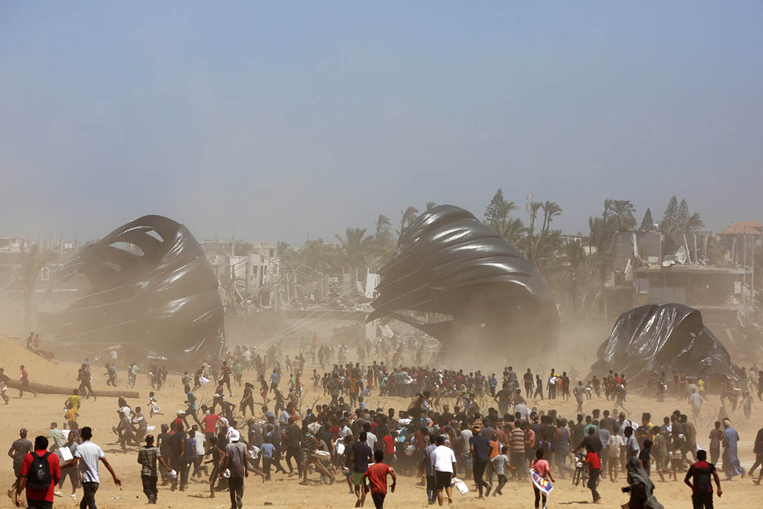 Жителям Газы доставили гуманитарную помощь