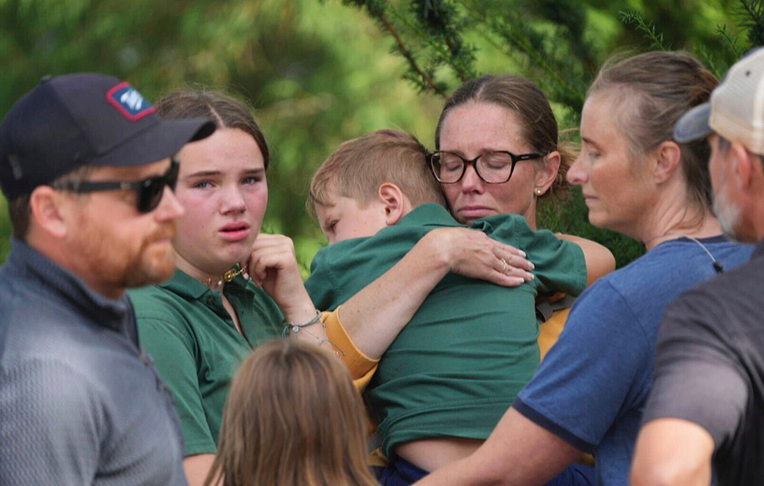 Как минимум 2 человека погибли, 17 получили ранения в результате стрельбы в католической школе Миннеаполиса, США
