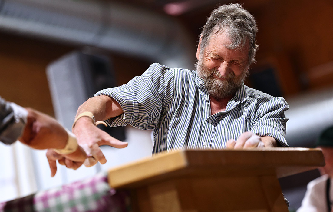 70-й чемпионат Баварии по борьбе на пальцах в Миттенвальде