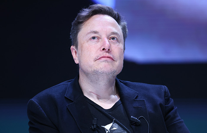 Илон Маск купил более 2 млн акций Tesla