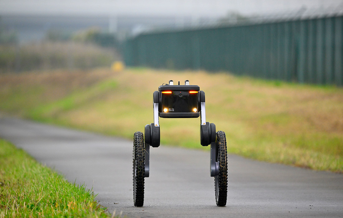 Пресс-показ первого автономного патрульного робота в Бельгии