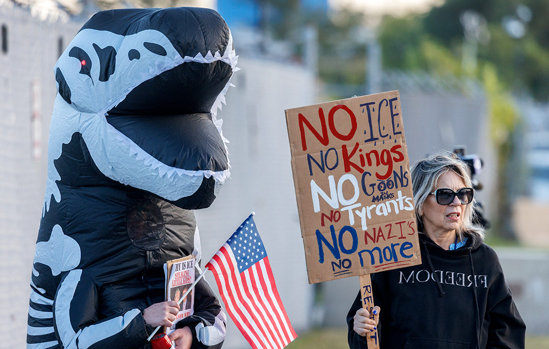 Акция против деятельности иммиграционной и таможенной полиции США (ICE) в Чикаго