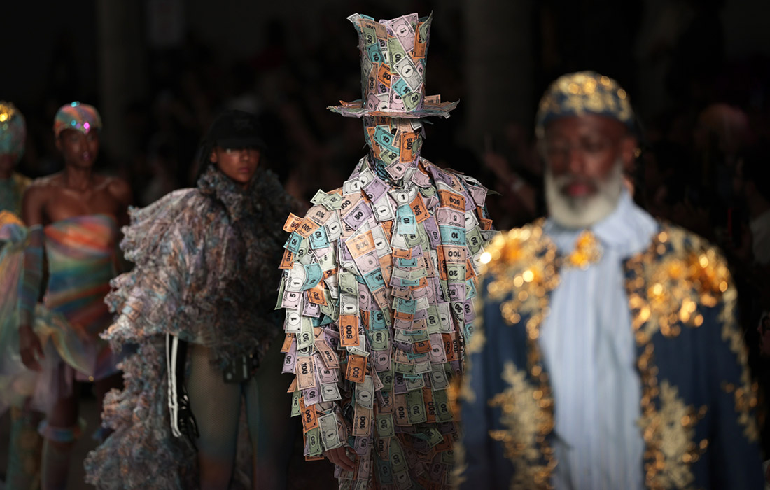 Показ коллекции Dario Mittmann на Неделе моды в Сан-Паулу