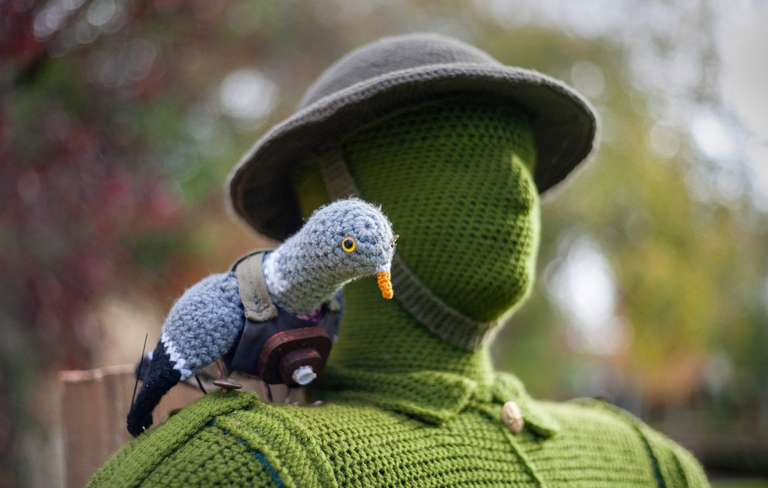 Вязаная инсталляция ко Дню памяти павших в английском городе Уиттлси