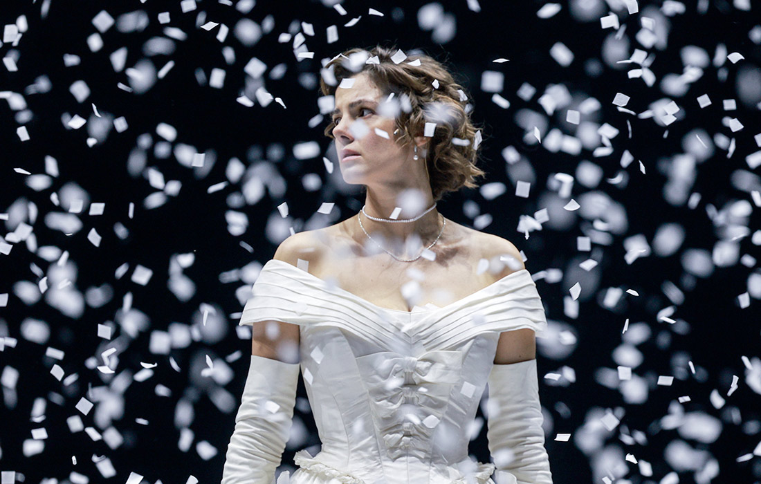 Пресс-показ спектакля "Анна Каренина" в Малом театре в Москве