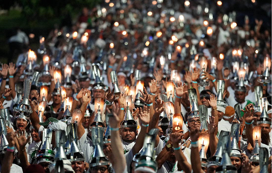 Марш лесных народов на климатическом саммите ООН COP30 в Бразилии