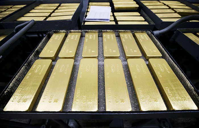 ЦБ РФ частично совершает операции зеркалирования путем купли-продажи золота ЦБ РФ частично совершает операции зеркалирования путем купли-продажи золота