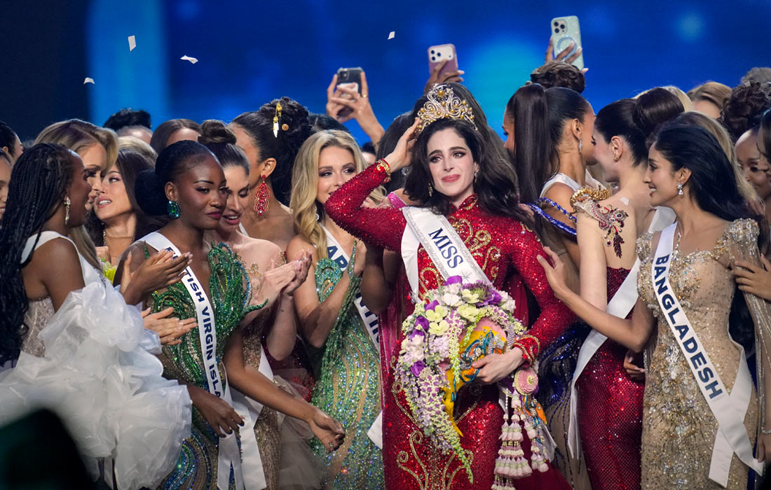 Представительница Мексики Фатима Бош одержала победу в финале международного конкурса красоты "Мисс Вселенная", который прошел в Бангкоке