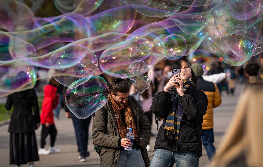 Туристы в Барселоне