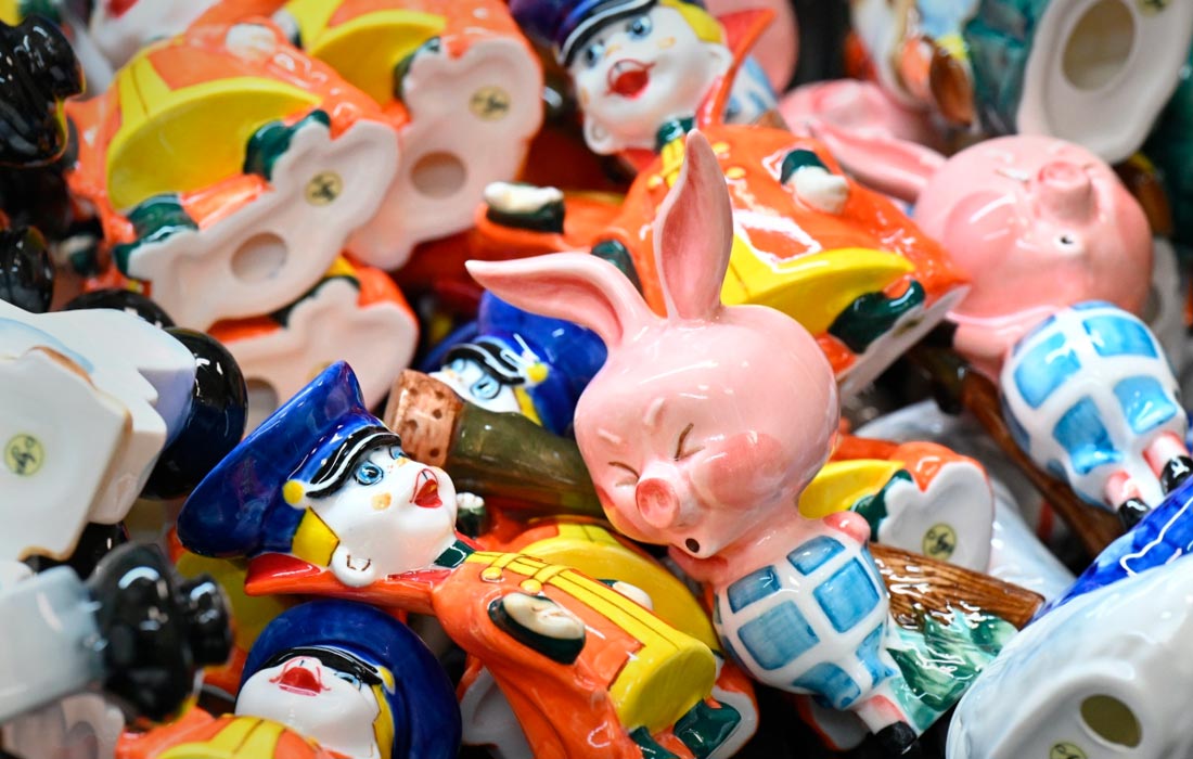 Производство новогодних товаров в Москве