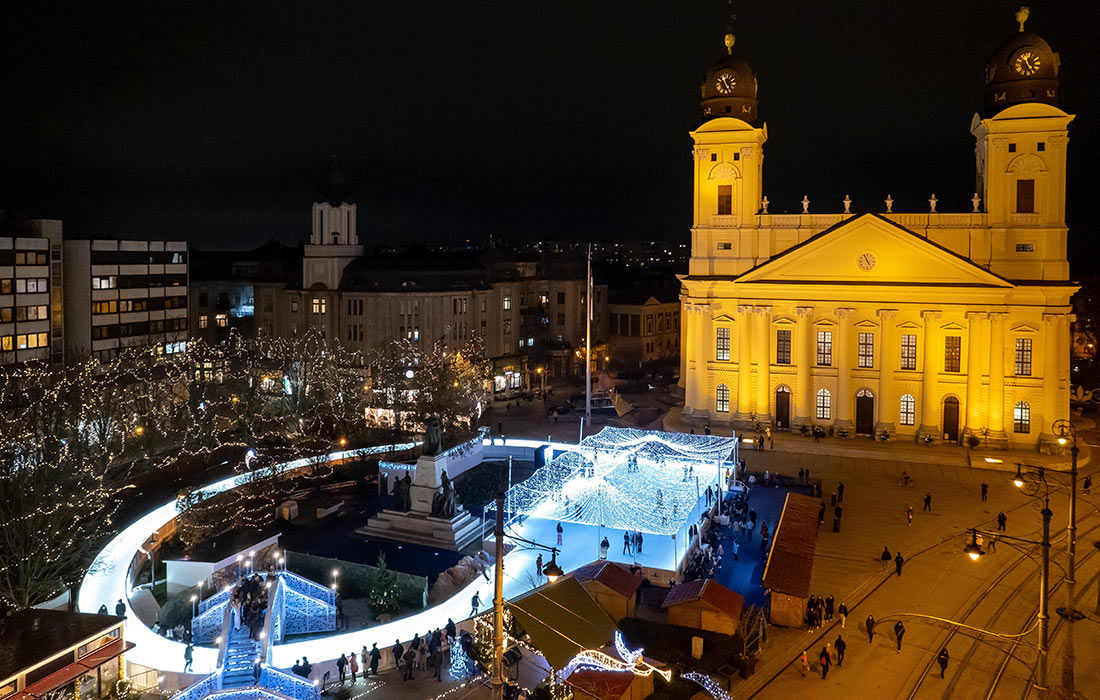 Каток в венгерском Дебрецене признан самым красивым катком Европы 2025 года