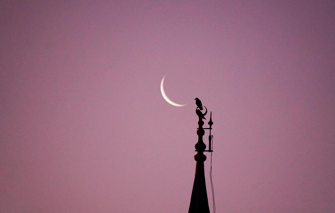 Убывающий полумесяц в Текирдаге, Турция