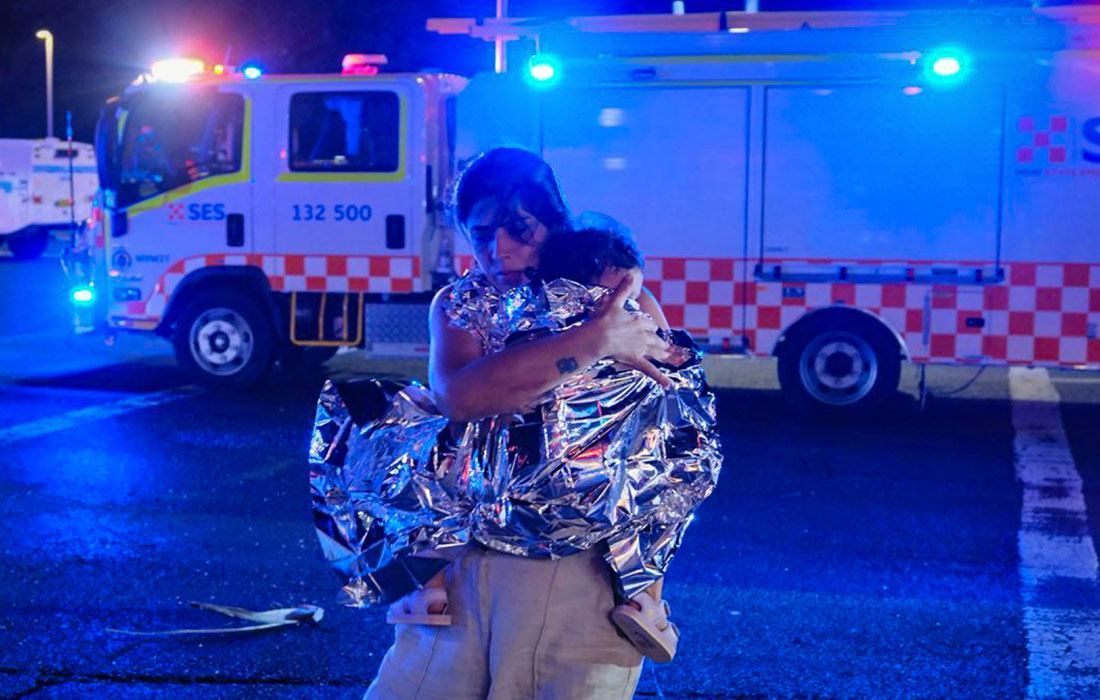 14 декабря на пляже Бонди в Сиднее произошел теракт во время празднования еврейского праздника Ханука. Погибли 16 человек, около 40 получили ранения.